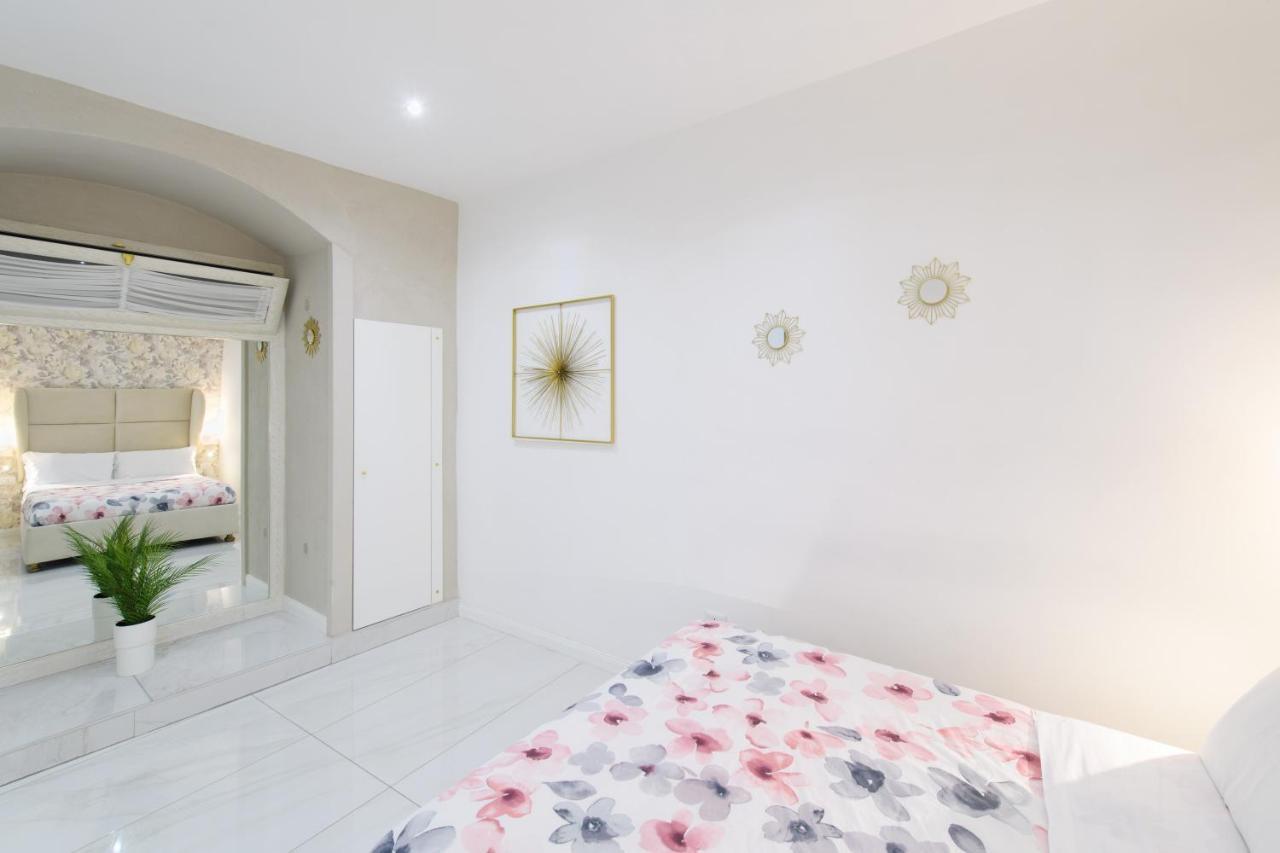 Grandapartments Via Toledo Napoli Kültér fotó